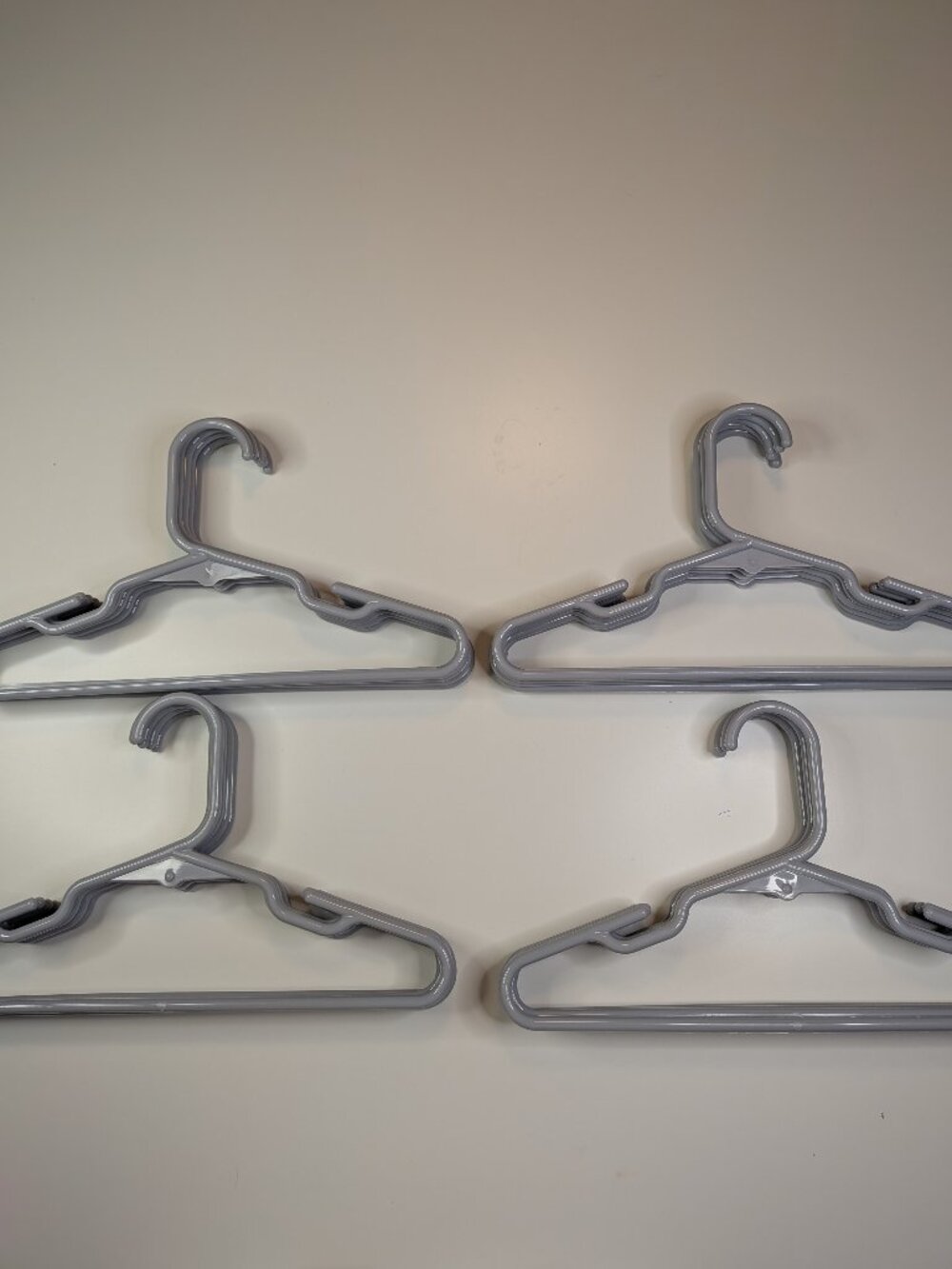 Kids Toddler Plastic Clothes Hangers Gray Space Saving Lot of 20
